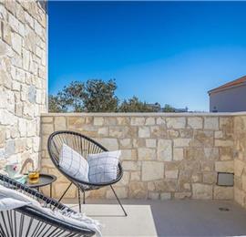 3 bedroom villa with pool, near Zadar, sleeps 8